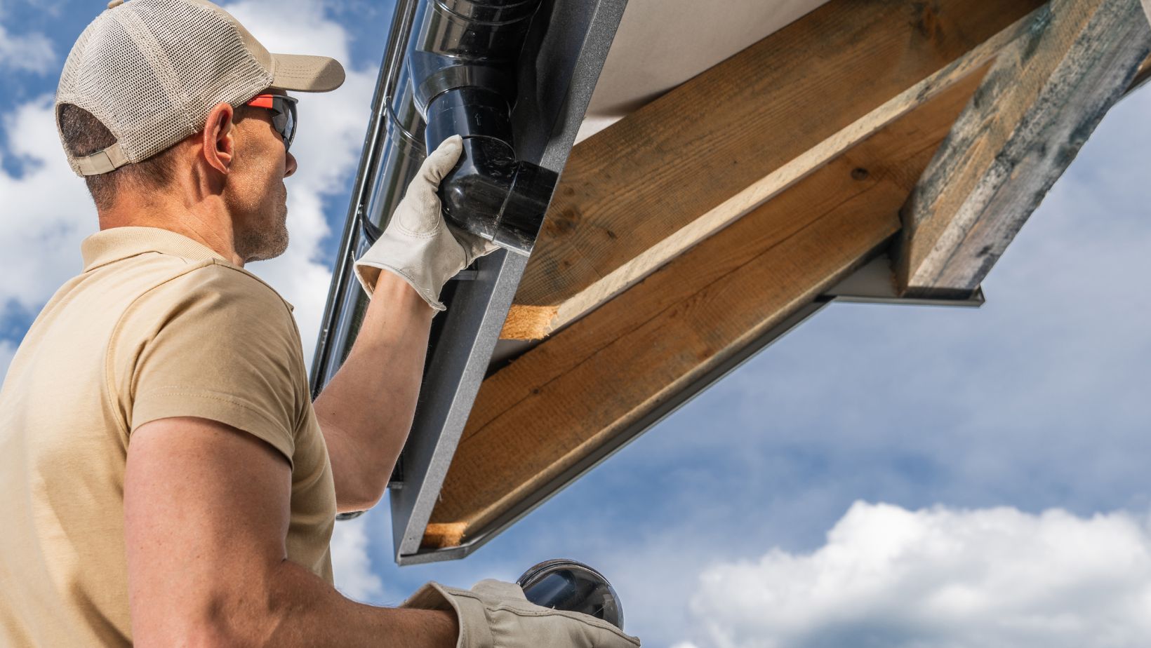 Commercial Gutter Clean Out